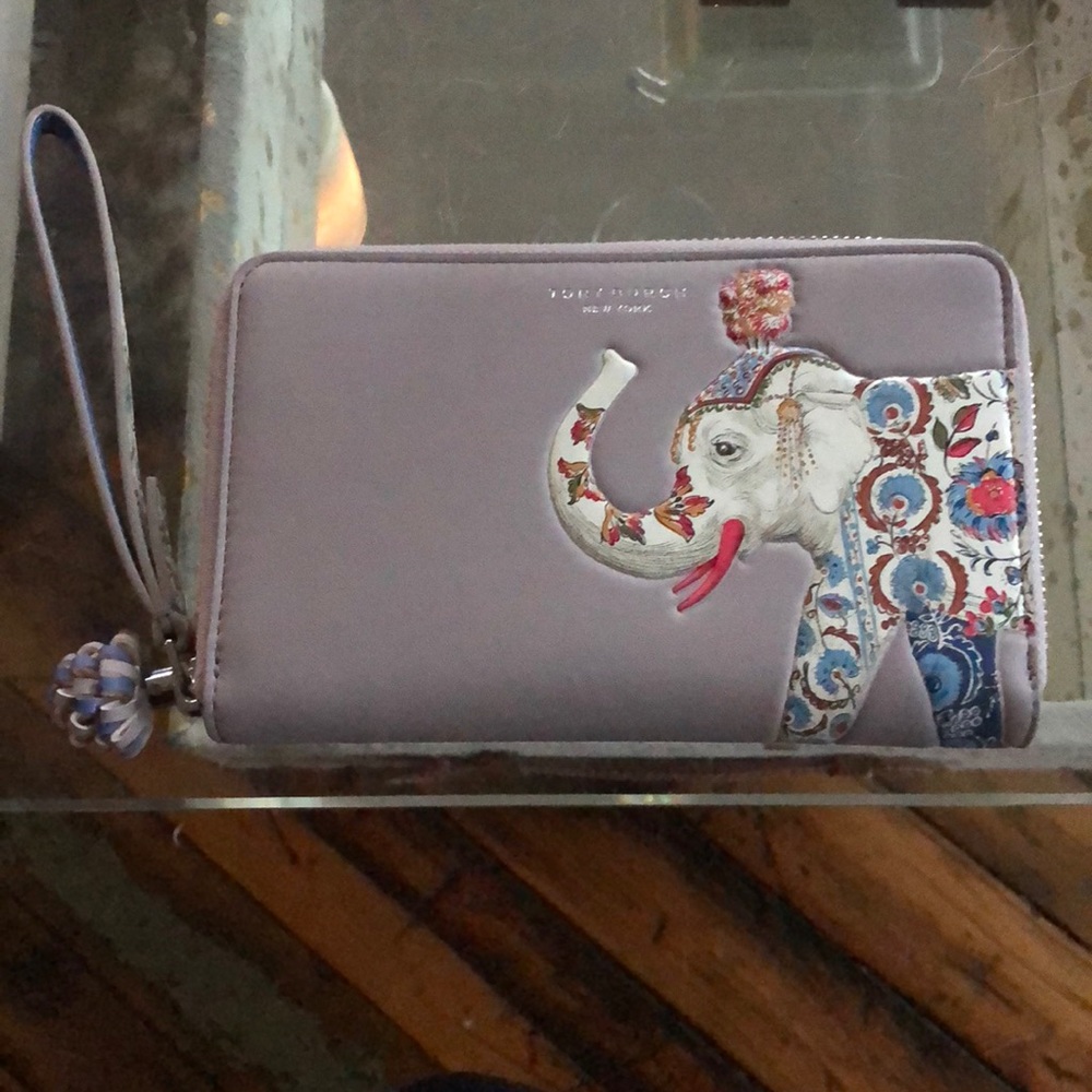 Tory Burch wallet